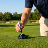 Compact golf ball alignment marker for accurate putting