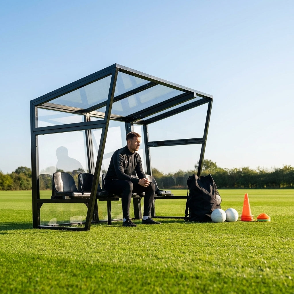 Heavy duty aluminium team shelter with moulded seats