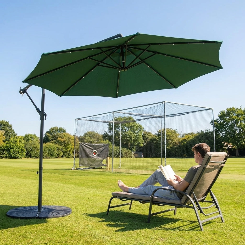 Cantilever garden parasol with 3m UV30+ canopy and steel frame