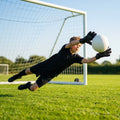 Goalkeeper gloves in various sizes and colours with EVA Foam and latex palm