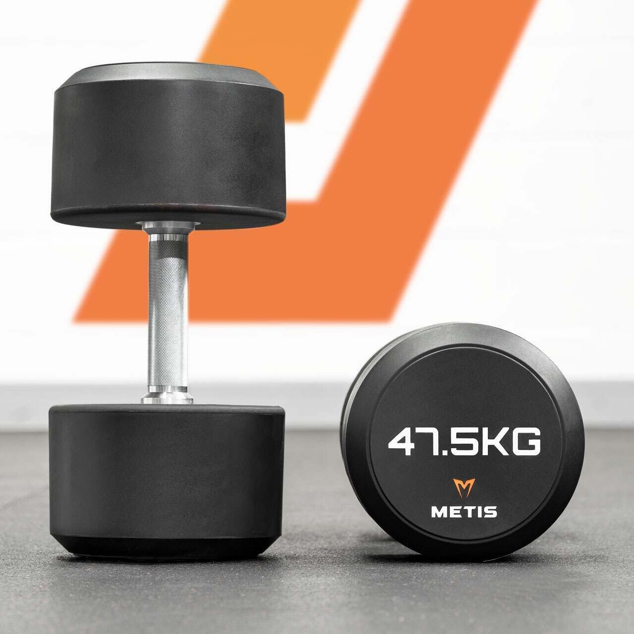 Urethane dumbbells with steel core, ideal for gyms